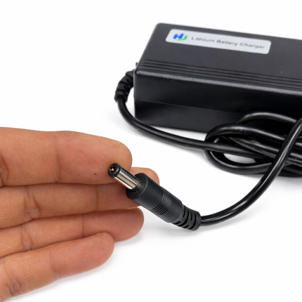 36v-2ah-lityum-sarj-cihazi-dc-2-1mm